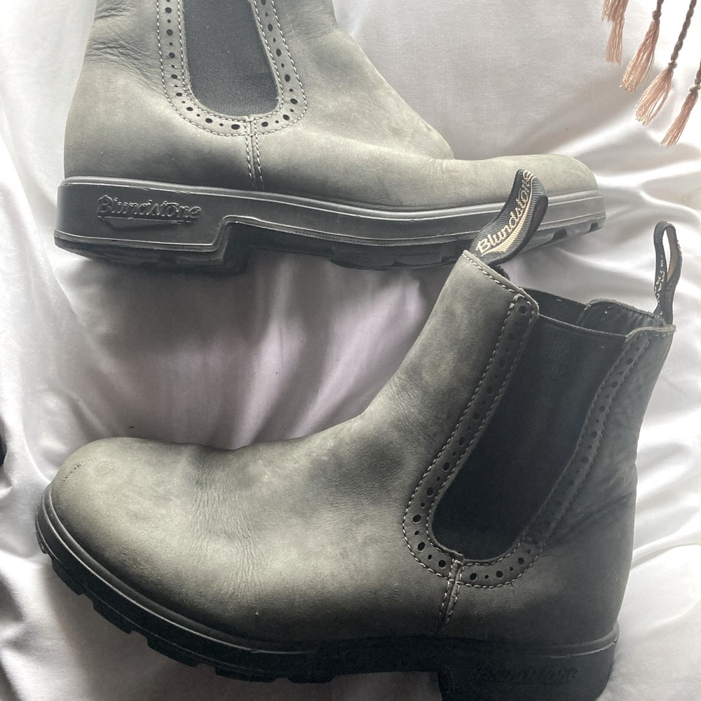 Blundstone Boots(Rare Series 1351)HighTop Women’s Size 7(US)/5.5(AUS)